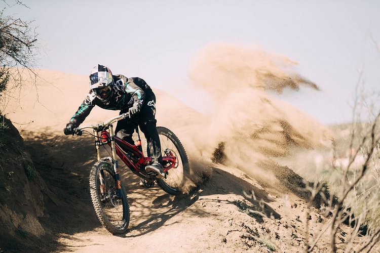 YT wird beweisen wollen, dass ihr Downhill-Flaggschiff Tues auch einen Weltcup gewinnen kann YT wird beweisen wollen, dass ihr Downhill-Flaggschiff Tues auch einen Weltcup gewinnen kann