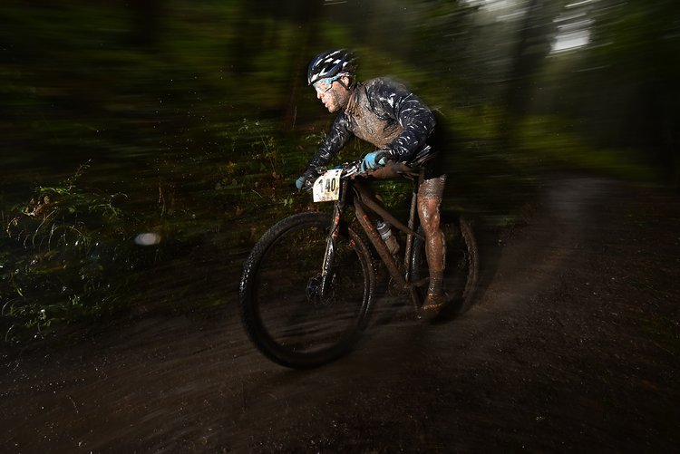 hinderrad bremst beim gas geben fahrrad