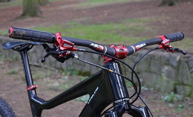 Nach der Gewichtskur sieht das Lifeline Cockpit deutlich bunter aus und ich bin bei unter 13 kg angekommen Nach der Gewichtskur sieht das Lifeline Cockpit deutlich bunter aus und ich bin bei unter 13 kg angekommen