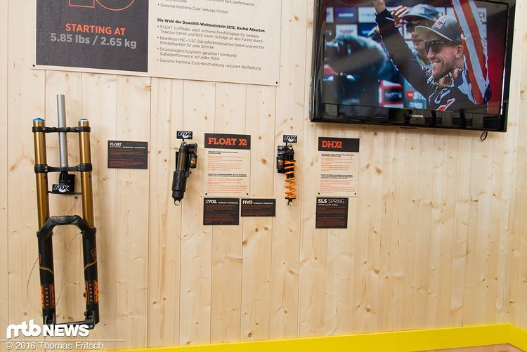 Der X2 kann für die kommende Saison mit einem Lockout-Hebel für den Uphill ausgestattet werden ... Der X2 kann für die kommende Saison mit einem Lockout-Hebel für den Uphill ausgestattet werden ...