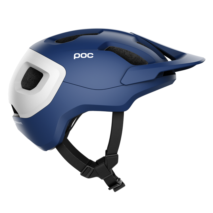 Der POC Axion Spin-Helm richtet sich an All Mountain-Enthusiasten und ist ab Frühjahr 2020 zu einem Preis von 160 € erhältlich. Der POC Axion Spin-Helm richtet sich an All Mountain-Enthusiasten und ist ab Frühjahr 2020 zu einem Preis von 160 € erhältlich.