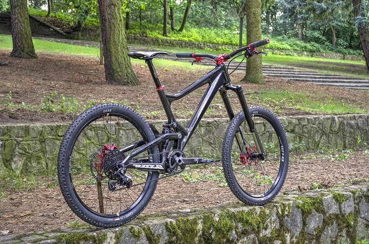 Der Eindruck nach den ersten Wochen auf den Trails: Was für ein geiles Rad. Das beste, das ich je gefahren bin. Der Eindruck nach den ersten Wochen auf den Trails: Was für ein geiles Rad. Das beste, das ich je gefahren bin.