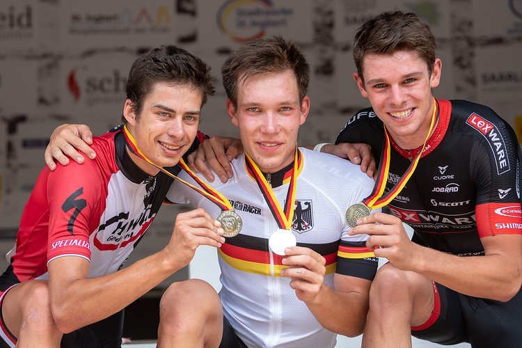 Das Siegertrio in der männlichen Juniorenkategorie: Moritz Schäb ,Leon Kaiser und Lars Hemmerling (von links) Das Siegertrio in der männlichen Juniorenkategorie: Moritz Schäb ,Leon Kaiser und Lars Hemmerling (von links)