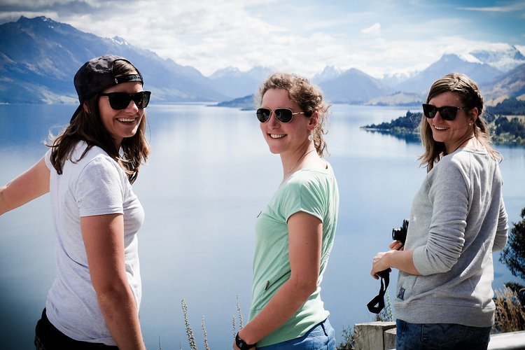 In Neuseeland lässt es sich sehr gut aushalten, zusammen mit unseren Freunden Ines Thoma & Max Schumann haben wir einige Abenteuer erlebt In Neuseeland lässt es sich sehr gut aushalten, zusammen mit unseren Freunden Ines Thoma & Max Schumann haben wir einige Abenteuer erlebt