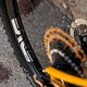 US-Laufradspezialist Enve ist im Origine Racing Division-Team als Sponsor mit an Bord und spendiert schicke Carbon-Laufräder.