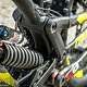 Der RockShox Vivid R2C Coil-Dämpfer im Heck des Commençal Supreme DH V4s hingegen ist insgesamt sehr weich abgestimmt