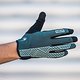 Auch die Ion Scrub Select-Handschuhe gehören zur Slip On-Fraktion und können mit ihrem sehr angenehmen Material punkten.