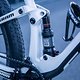 Hinten arbeitet ein RockShox Nude RLC3 45 mm ...