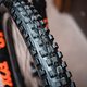 Auf Race Face-Laufrädern sind bissige Maxxis-Reifen mit Trail-geeigneter Exo-Karkasse aufgezogen.