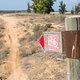 Das Trail-Schild ist zum Glück leicht zu lesen