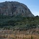 Die Landschaft rund um Stellenbosch ist geprägt von Bergen und Weinanbaugebieten