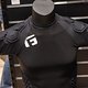 Beim G-Form X 4-Protektorenshirt sind Schultern und Rippen geschützt.