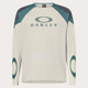 Das Seeker Edge LS Jersey ist aus feuchtigkeitsregulierendem Material und in zwei Farben erhältlich.