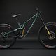 Das Supreme DH V5 in der Öhlins-Edition für 6.900 € in „Metallic Green“.