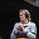 Sie ist die Fahrerin, die es zu schlagen gilt: Aus gutem Grund hat sich Vali Höll in ihrem Weltmeister-Trikot auf den Rennlauf vorbereitet.