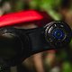 Die neue Charger 3.1-Dämpfung soll sich durch eine reduzierte Lowspeed-Druckstufen-Dämpfung mit bis zu 68 % mehr Ölfluss sowie einen insgesamt breiteren Einstellbereich auszeichnen.