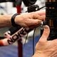 Auch an Gracey Hemstreets Bike wird natürlich eine Datenerfassung montiert.