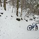 Perfekter Schnee zum Bike-Abstellen ;-)