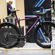 Einfach schön – die Hybridbauweise gibt es jetzt auch an einem Gravel-Modell.