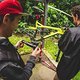 Jérôme Clementz gab an, bisher einen Stahlfeder-Dämpfer gefahren zu sein, da dieser einen besseren Rebound als das Luftfedermodell besitzt. Während des NZ Enduro-Rennens setzte er jedoch auf den neuen RockShox Super Deluxe-Luftdämpfer.