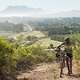 fertig - Azukile Simayile (v) und Sipho Madolo vom Team Meerendal SONGO Specialized - Foto von Greg Beadle-Cape Epic-SPORTZPICS