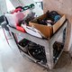 Das ist eine ziemlich spannende Kiste: Hier können alle SRAM-MitarbeiterInnen altes oder sonstiges Bikezeug reinschmeißen, was noch ok ist, sie aber nicht mehr benötigen