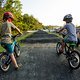 Ein Pumptrack bietet auch für die Kleinsten eine perfekte Möglichkeit, sich auszutoben und an den Rad-Skills zu arbeiten