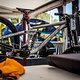 Das Scott-Velosolutions-Team ist mit zwei frisch lackierten DH-Prototypen für Gaetan Vige und Brendan Fairclough in Lošinj