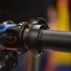 Mit überarbeitetem Federmechanismus wird die Knog jetzt 5 dB lauter als bisher.