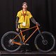 Alonukis Cycles brachten ein spezielles MTB samt Bananenhalter mit.