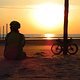 Sonnenuntergang mit Gravelbikes in St. Peter-Ording