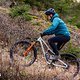 Bergauf überzeugt das Commencal Tempo mit einer sehr bequemen Sitzposition, könnte allerdings im Hinblick auf den geringen Federweg gerne etwas spritziger ausfallen.