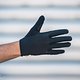 Der Platzangst Scale-Handschuh zählt mit seinem Mesh-Handrücken zu den dünneren Modellen im Test und wandert für sehr faire 20 € über die Ladentheke.