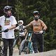 Iven Ebener &amp; Bienvenido Aguado Alba beim Hochschieben.
