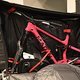 Der Lenker wird dabei einfach parallel zum Rahmen gedreht und kann so in der Bike Bag verstaut werden.