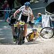 Sprint Paul van der Ploeg ziegt durch, Gabriel Sindlinger stürzt - Foto by Maasewerd