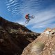 11 Brendan Fairclough springt über sein privates Canyon-Gap