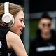 Mona Mitterwallner wirkt indes entspannt vor dem zweiten Weltcup des Jahres