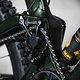 Die Kettenumlenkung ist bei High-Pivot-Bikes unerlässlich und verhindert den sonst exzessiv auftretenden Pedalrückschlag.