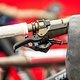 Den Bremsen-Prototypen, der möglicherweise von Brembo stammt, hatten wir euch schon gezeigt.