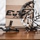 Die goldene Variante der neuen TRP Evo Pro-Bremse geht mit einem Kaufpreis von 379 € an den Start.
