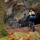Höhlen sind sehr typisch für die Fränkische Schweiz. Das Kalkgestein hat diese in vielen verschiedenen Formen ermöglicht von riesigen Versturzhöhlen über Tunnelsysteme bis hin zu langen Schächten.