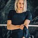Speziell für die durchschnittliche weibliche Anatomie soll die Women&#039;s Short Sleeve Body Armor gemacht sein.