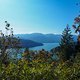 Immerhin begleitet uns die schöne Sicht auf Harrison Lake.