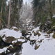 Wasserfälle im Schnee, Abstieg im Dunkeln gar nicht so leicht, sieht ja iwie alles aus wie ein Pfad... Definitiv Zeit, Gamaschen zu haben :) . Auf dem Weg zum Auto dann noch etwas unheimliche Begegnung im Lampenkegel... :D