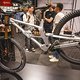 Auch am Trickstuff-Stand ausgestellt war der Arc8 Downhill-Prototyp