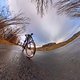 Mountainbike-Fahrt am Morgen