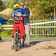 Leibstadt2017-U15-Der 9fache Kategoriensieger im 2017 - Eddy Massow - nimmt die Gratulationen von seinem Vater im Ziel entgegen