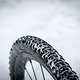 Cyclocross-Reifen sind hingegen stärker profiliert und oft schmale Kopien von Mountainbike-Reifen