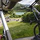Und hinauf geht&#039;s! Für uns leider ohne Fahrrad, denn unsere Mission besteht heute eher im Fotos schießen.